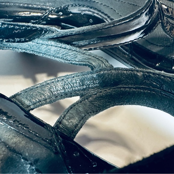 EUC Sz 42 10 $110 Born Patent Leather Slingback Wedge Sandals - Picture 10 of 13